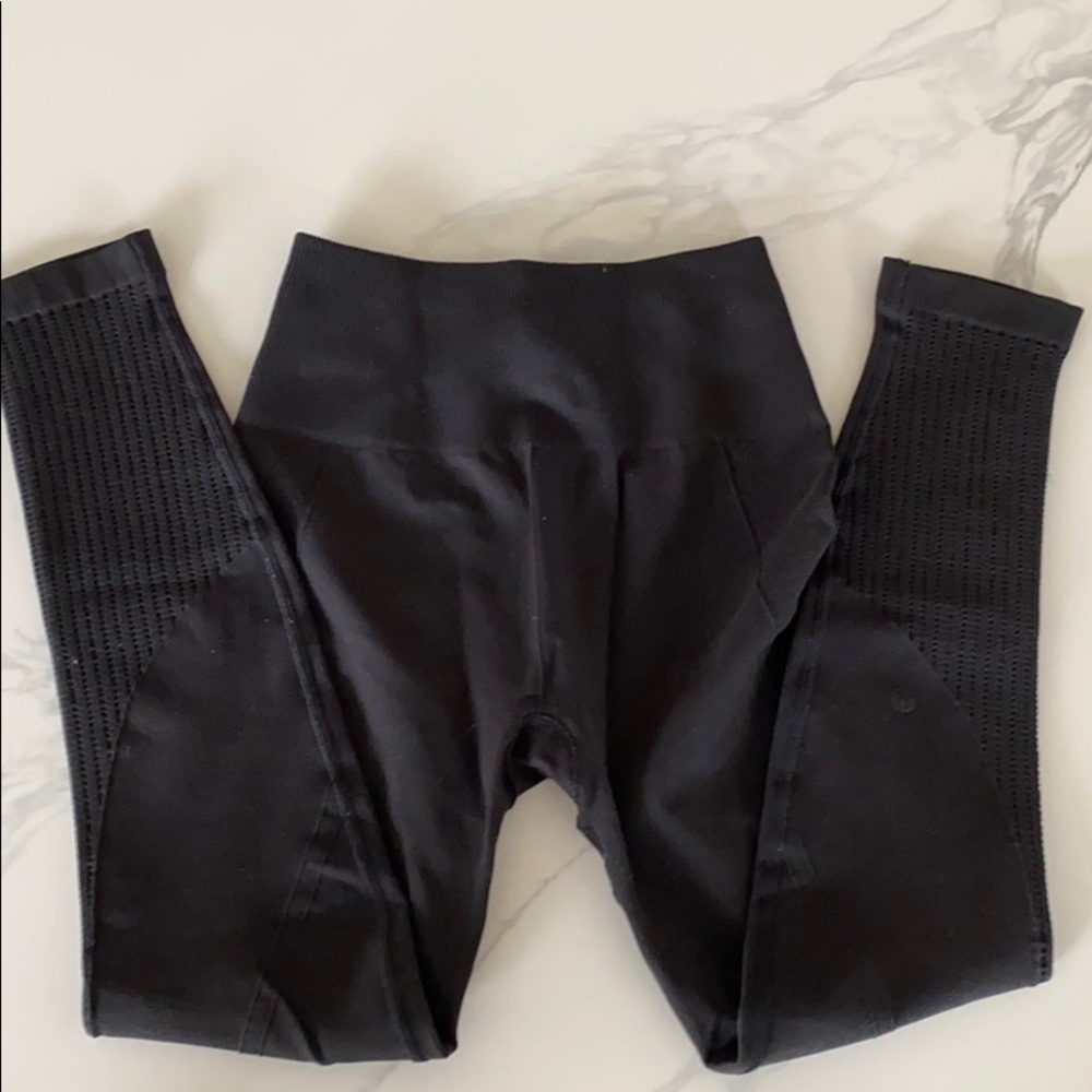Lululemon Seamless Black Leggings Size 4